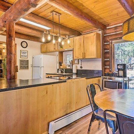 Classic Colorado Log Home With Mountain Views! Florissant ภายนอก รูปภาพ
