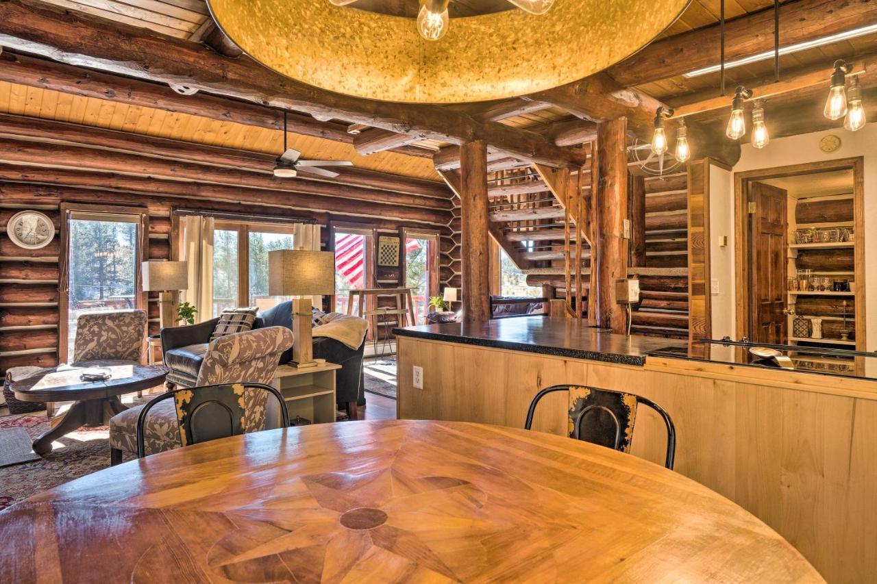 Classic Colorado Log Home With Mountain Views! Florissant ภายนอก รูปภาพ